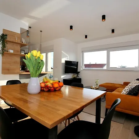 Apartment Esso Private Roof Terrace *