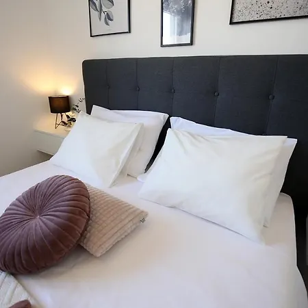 Apartment Esso Private Roof Terrace *