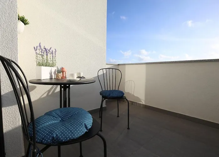 Апартаменты Esso Private Roof Terrace Задар